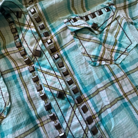 Ariat Women's Blue Plaid Button Down Shirt - Picture 3 of 4
